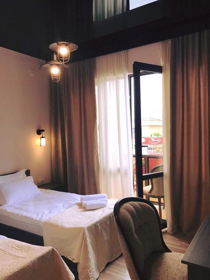 Hotel Lazika Zugdidi Zewnętrze zdjęcie